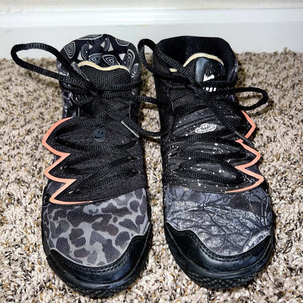 Nike Kybrid S2 Basketball Shoe